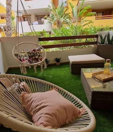 Olivia Sunny 2 Bedroom Punta Prima Lägenhet