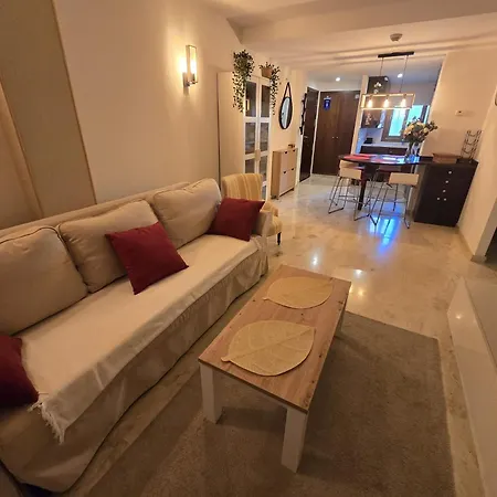 Olivia Sunny 2 Bedroom Punta Prima * טורבייחה
