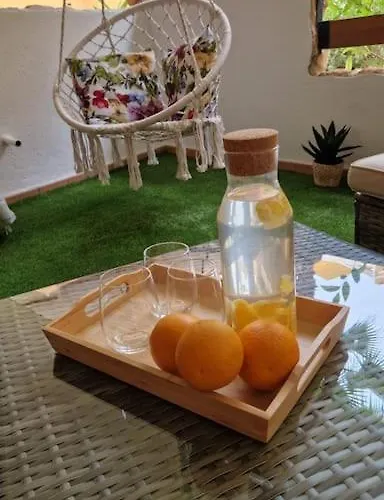 Olivia Sunny 2 Bedroom Punta Prima شقة *