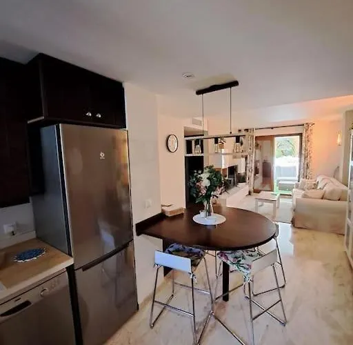 شقة Olivia Sunny 2 Bedroom Punta Prima